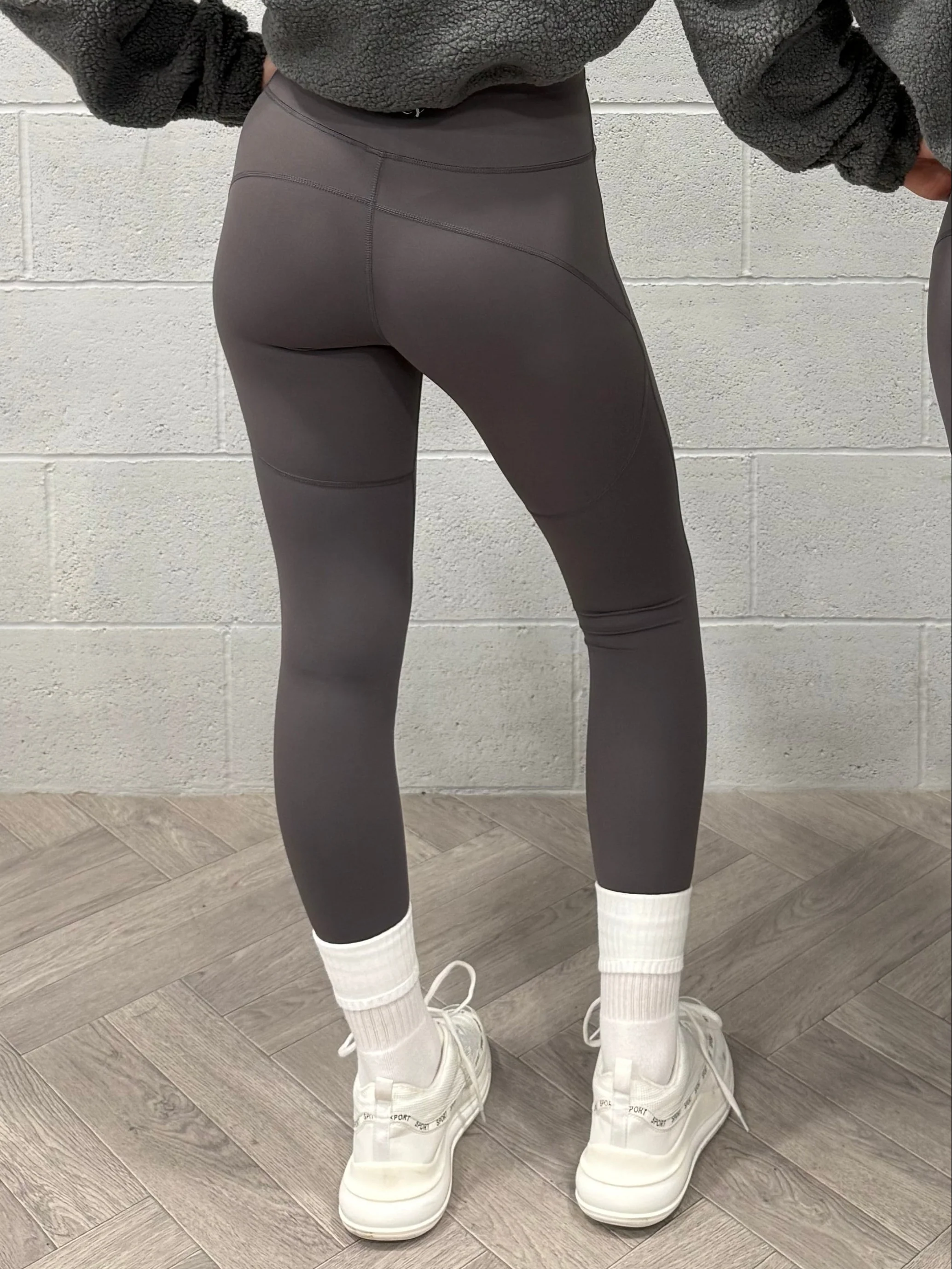 Soft Grey Lycra Leggings - Image 6
