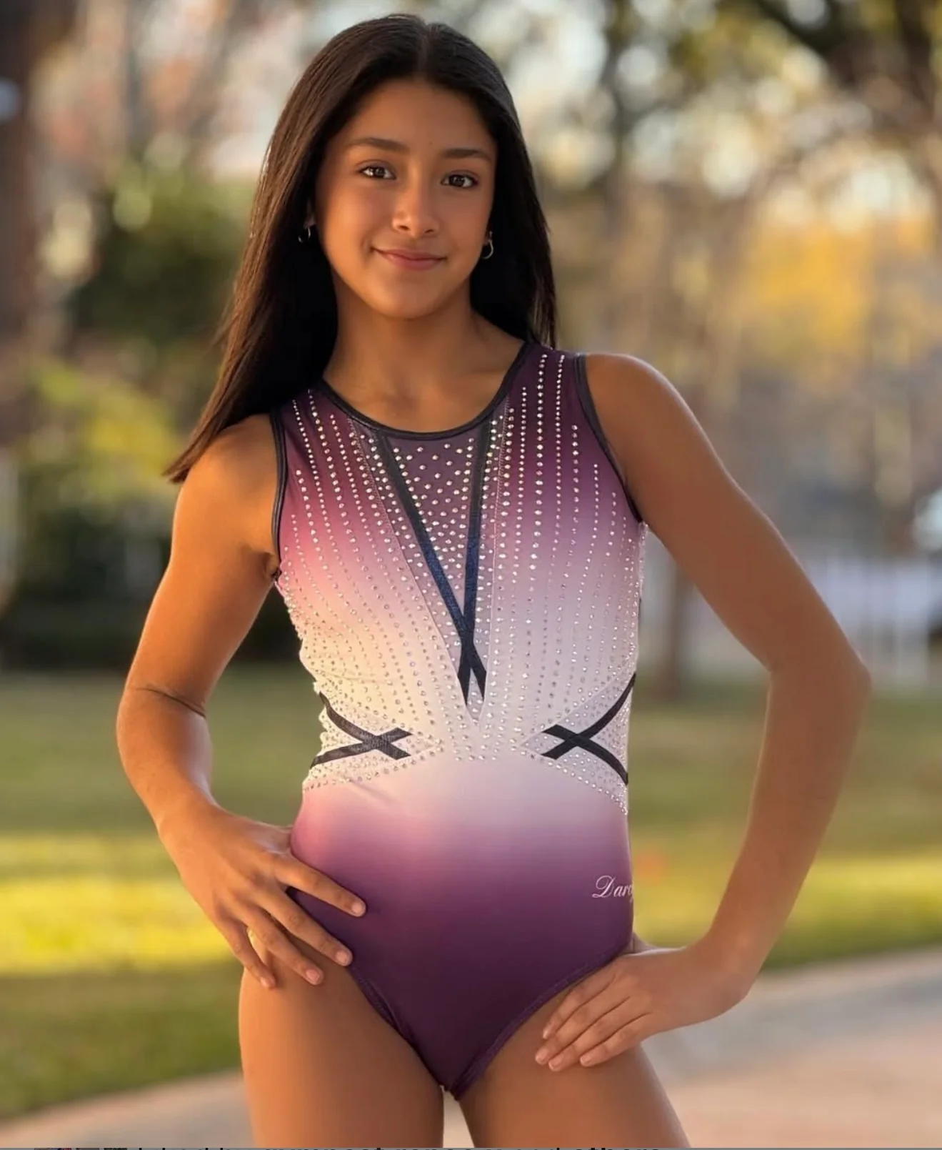 Hannah Leotard - Image 4